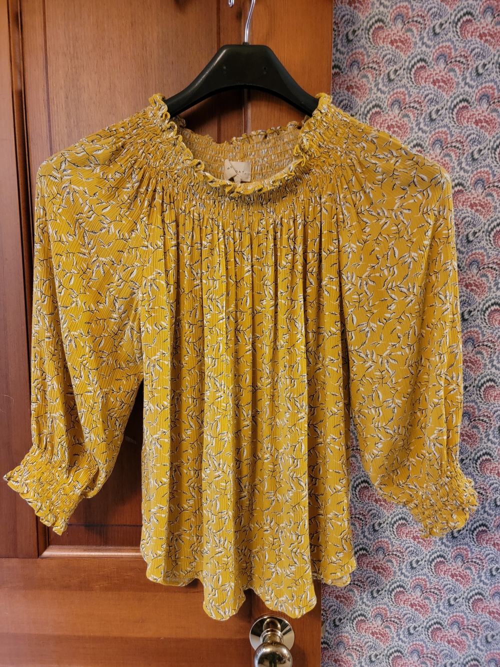 Melloday Mustard Yellow Smocked Neck Boho Blouse Ditsy Leaf Print Size Small
